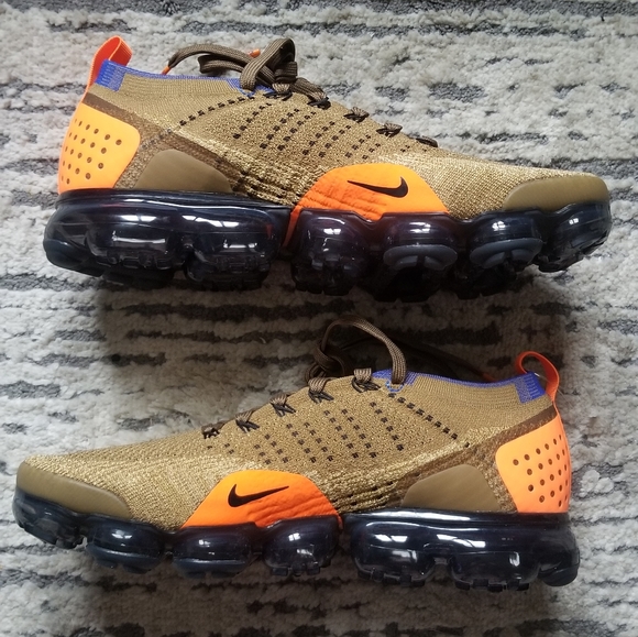 Nike Air Vapormax Flyknit 2 Size 10.5 - Picture 2 of 7